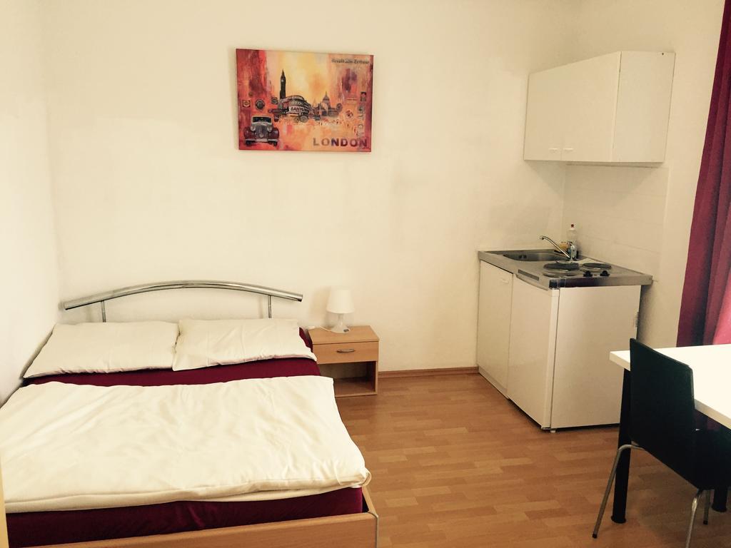 Hotel Westend Köln Szoba fotó