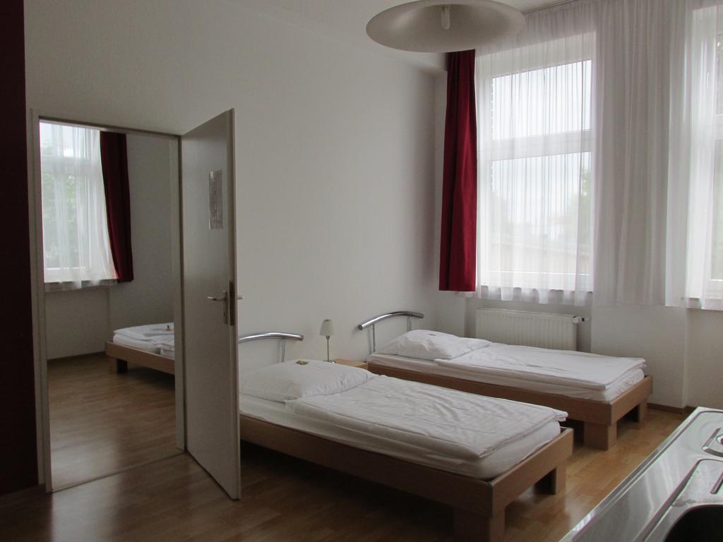 Hotel Westend Köln Szoba fotó